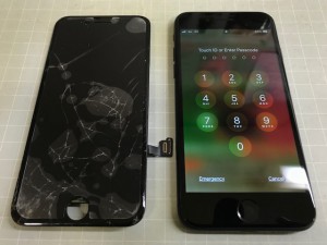 iPhone8　液晶破損