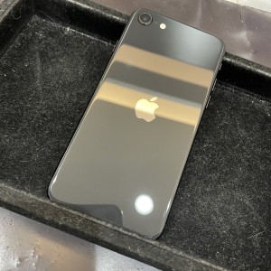 iPhoneSE3　ガラスコーティング　即日　背面