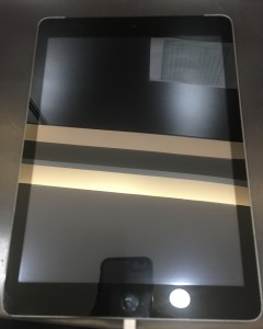 iPad5　画面割れ　故障　ガラス交換　修理