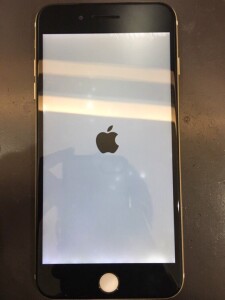 iPhoneSE2　リンゴループ　修理