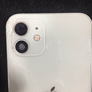 iPhone12　カメラレンズ　水没　レンズ曇り故障　