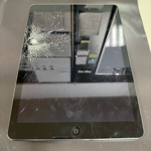 iPadAir1　画面修理