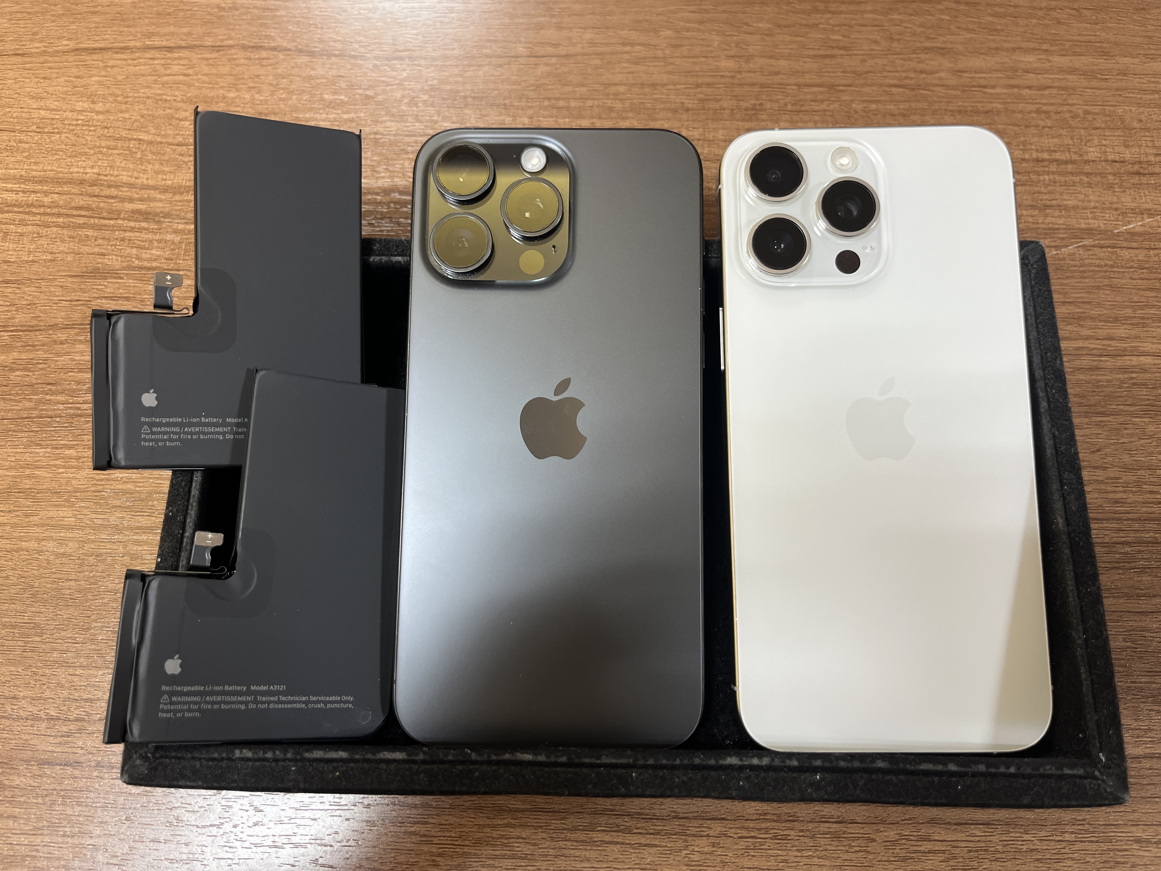 iPhone15Pro バッテリー交換写真