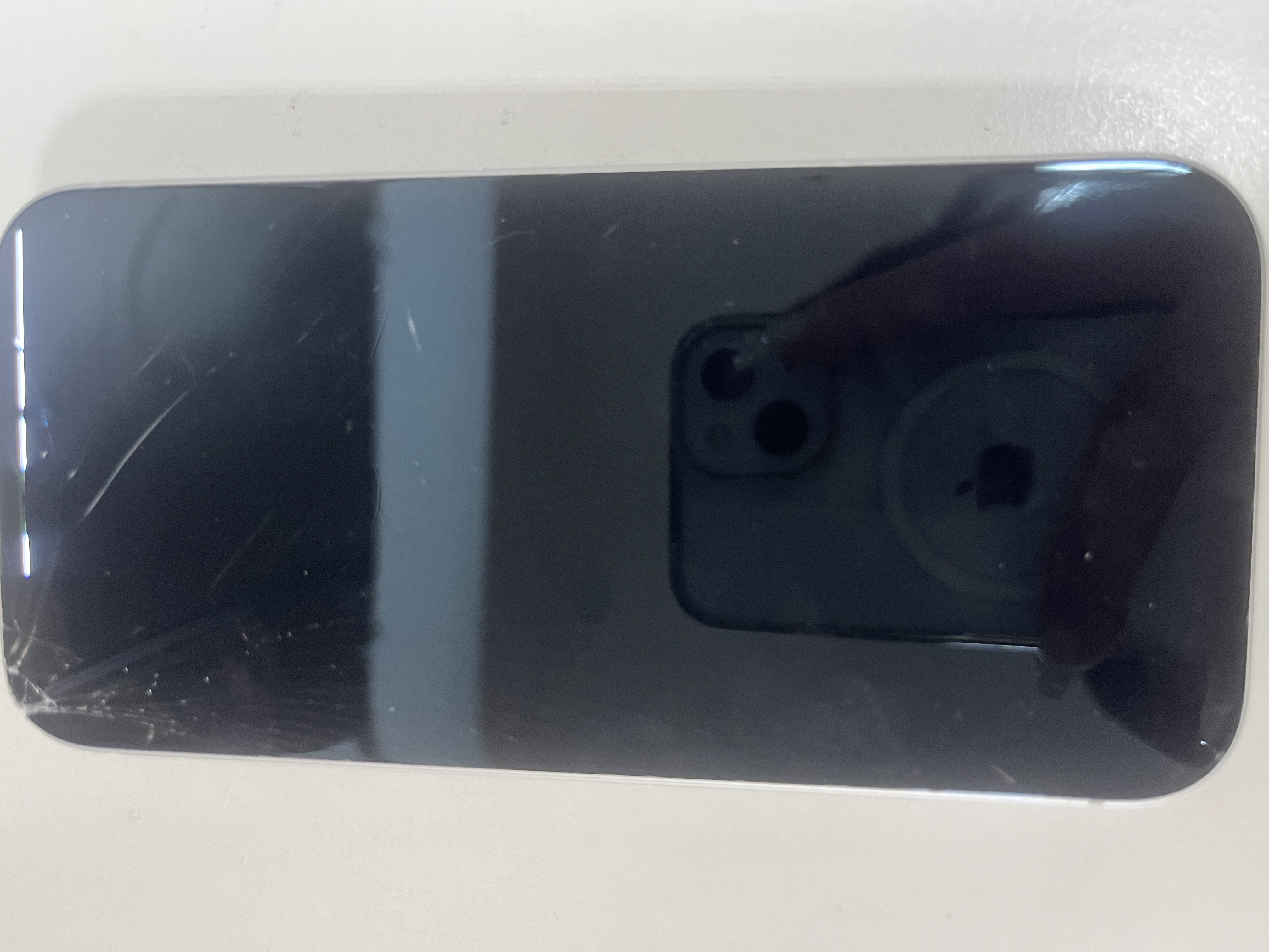 iPhone17Pro 画面割れ即日　iPhone17Pro repair Kyoto