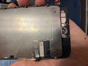 iPhone ホームボタン